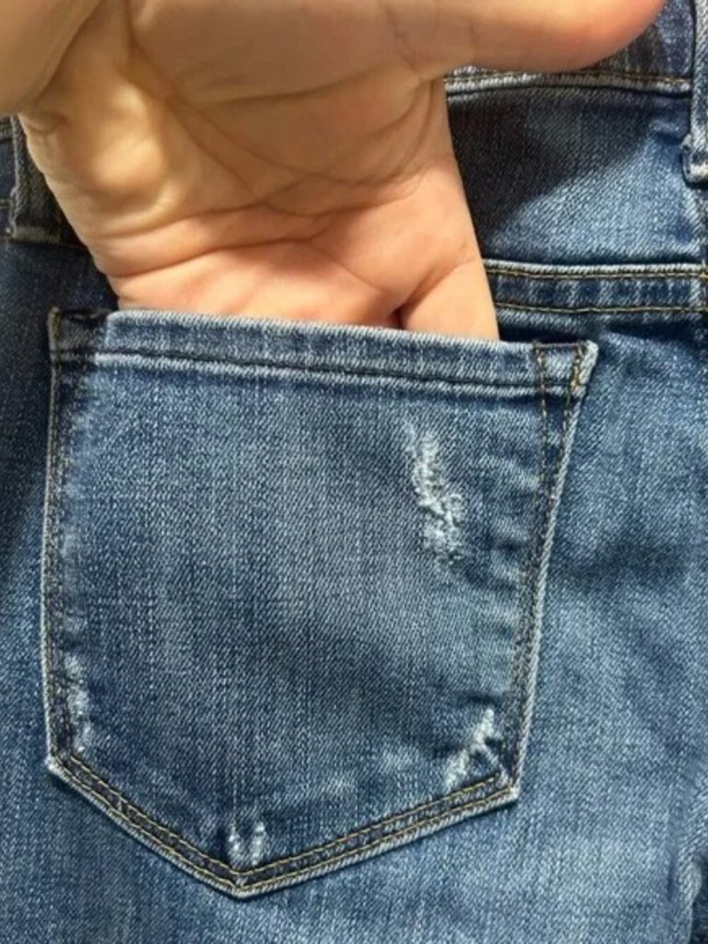 🌈 PARADISE MINE by ARITZIA jeans, low rise skinny, size 24, ripped knees - Picture 4 of 10